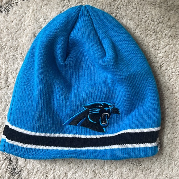 Carolina Panthers Scarves and Beanie - Picture 6 of 9